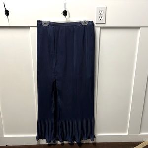 Guess navy Long pleated‎ skirt with front slit size M